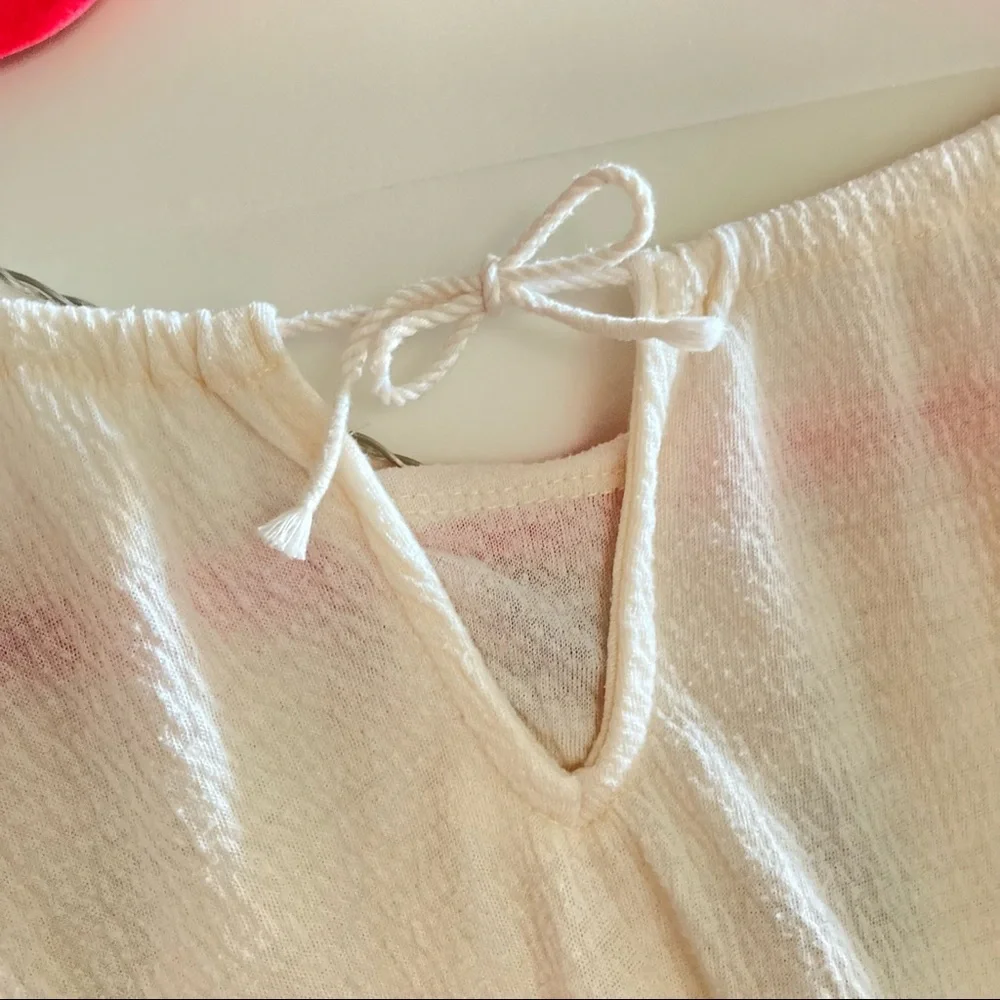 🌸3/$30🌸 Old Navy Girls’ Peasant Cream top👚🤍👢